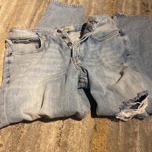 Topshop Moto Hayden Boyfriend Ripped Hole Distressed Jeans
